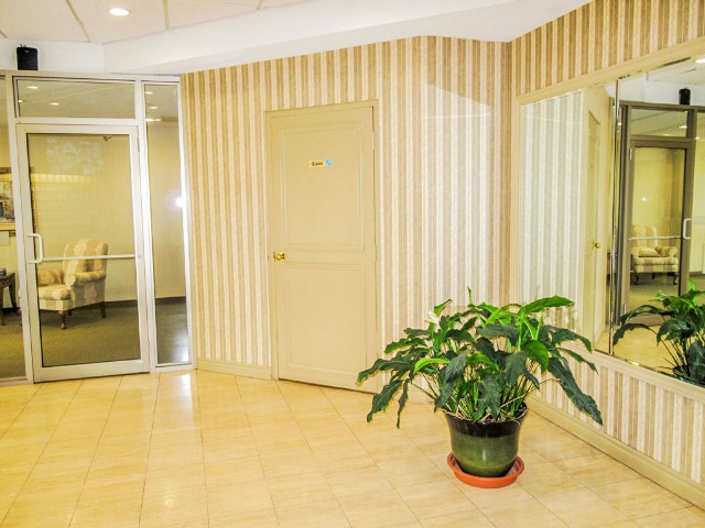 344 Front St. #705 - Bright Lobby